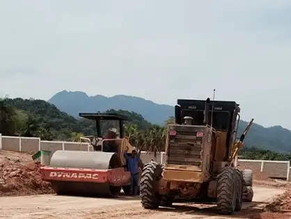  Maquinaria para construcción 